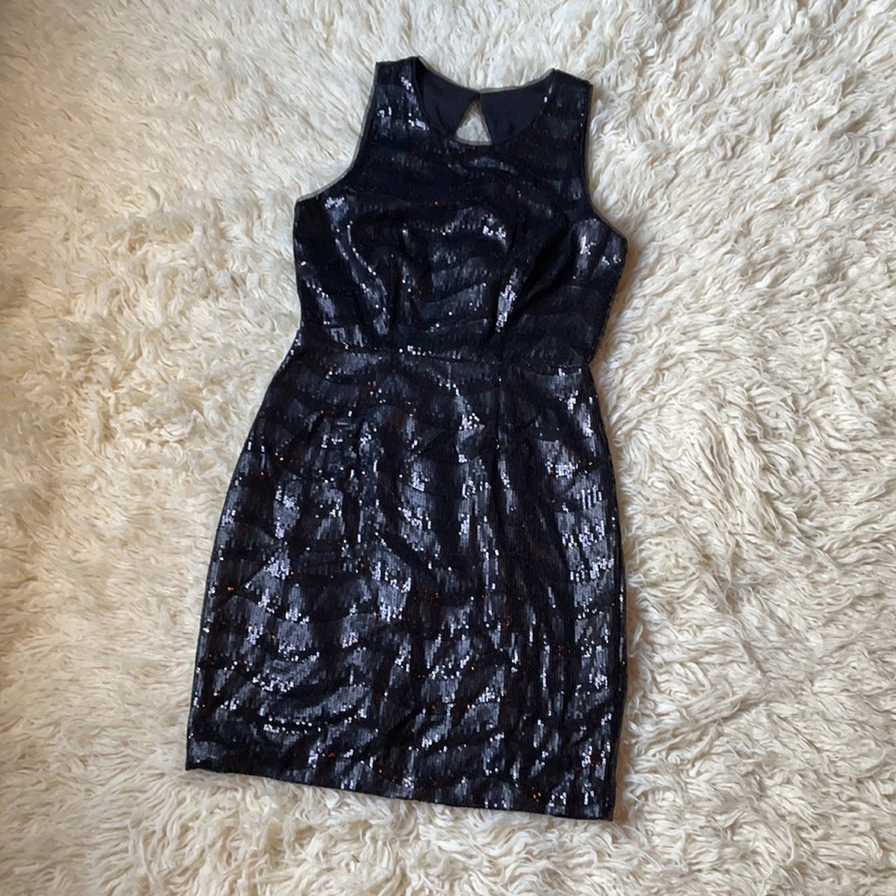 BCBG Max Azaria Black Sequin Party Holiday Dress Sz 6 - Picture 4 of 7